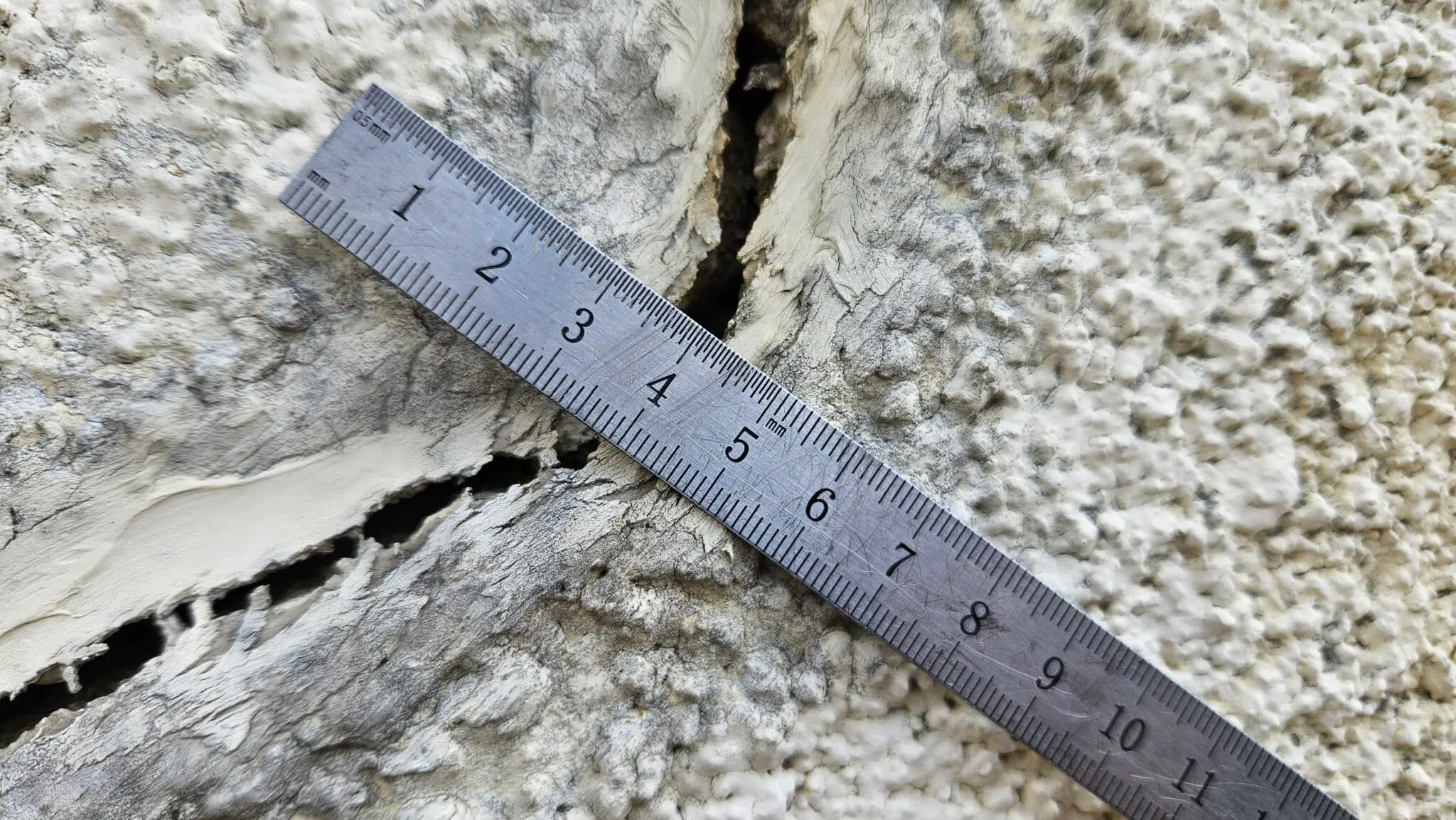 Expertise fissure maison évolutive Antibes 06