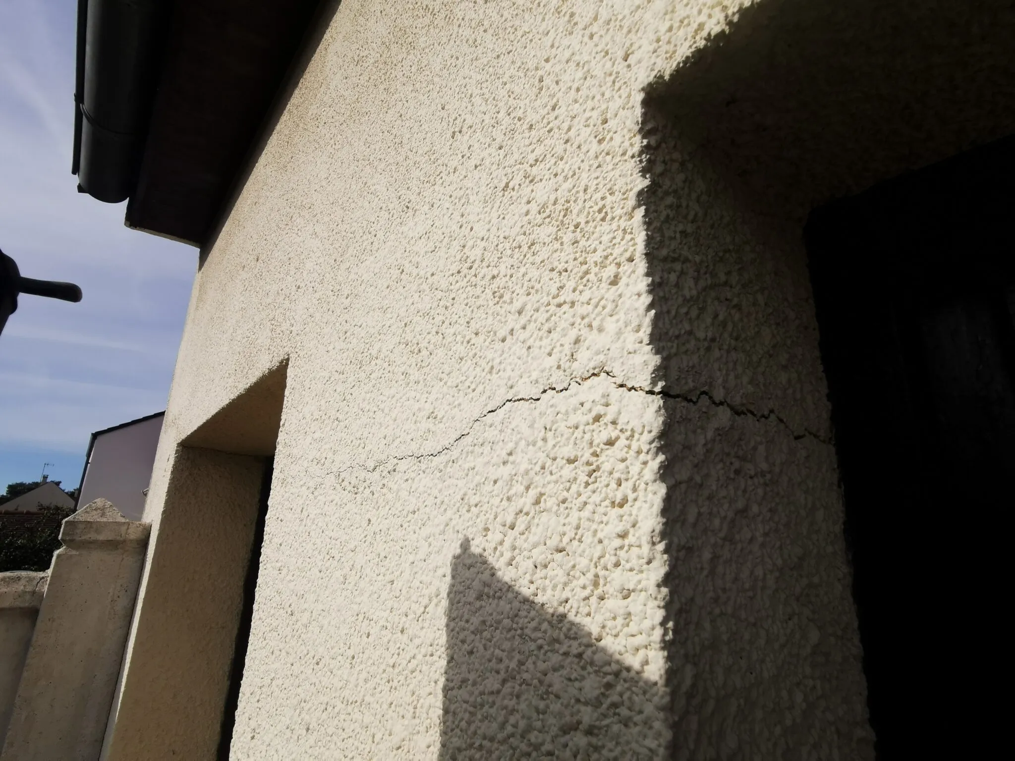 Fissure structurelle cisaillement fenêtre Reims Marne 51