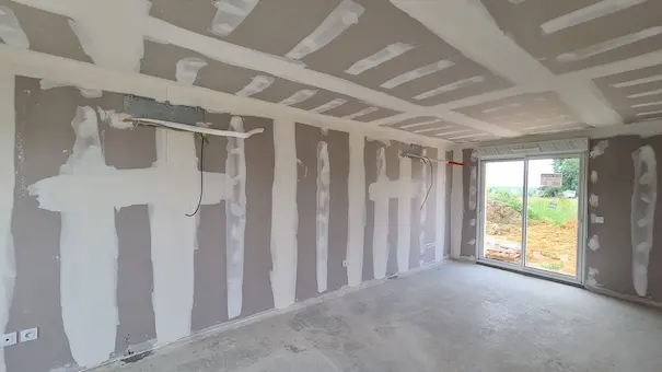 Expertise technique immobilière fissure humidité moisissure malfaçons