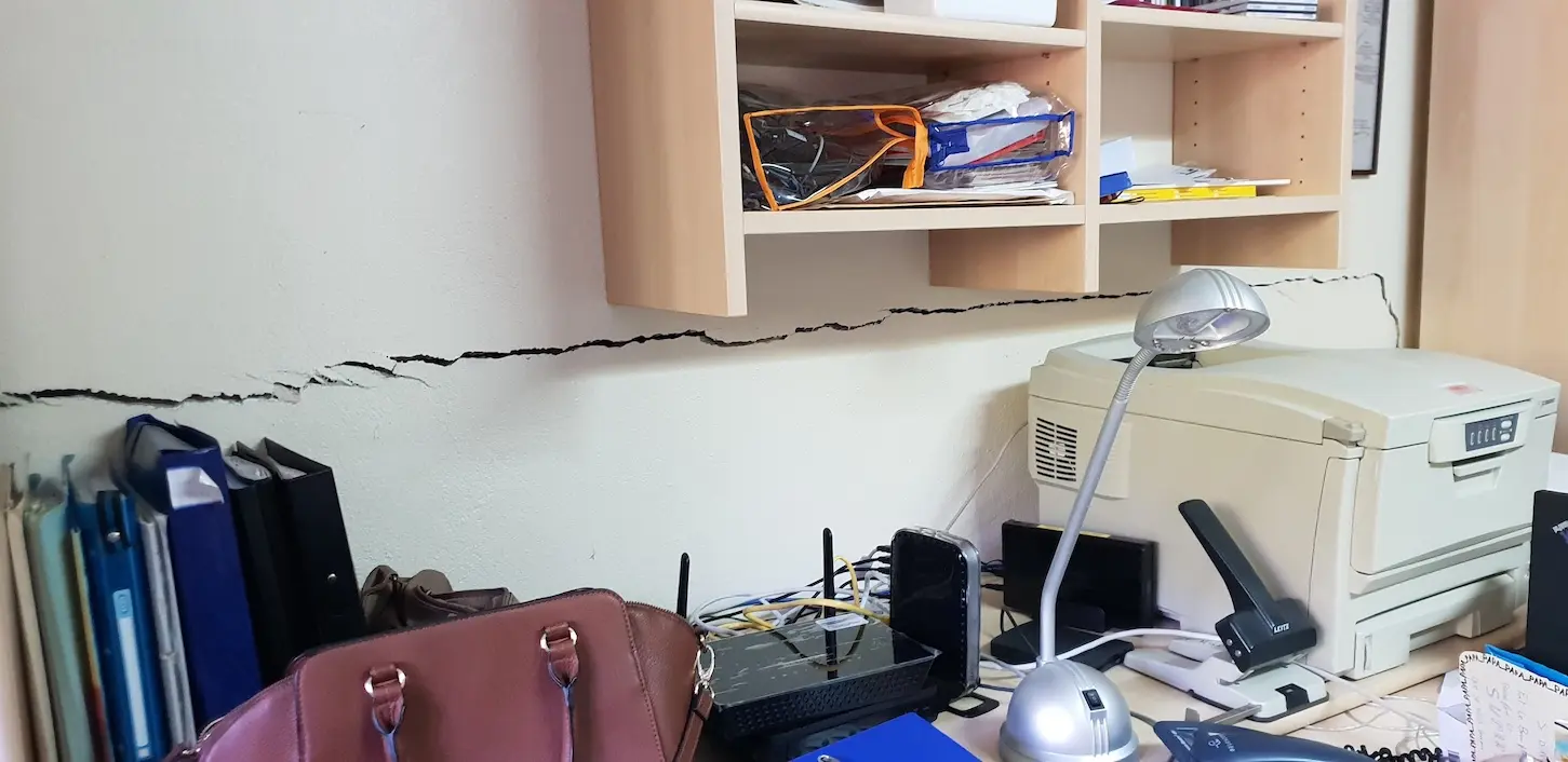 fissure mur intérieur appartement horizontale